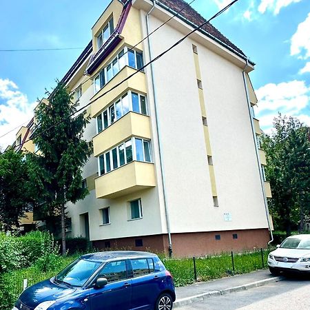 N&B Apartments Клуж-Напока Екстериор снимка