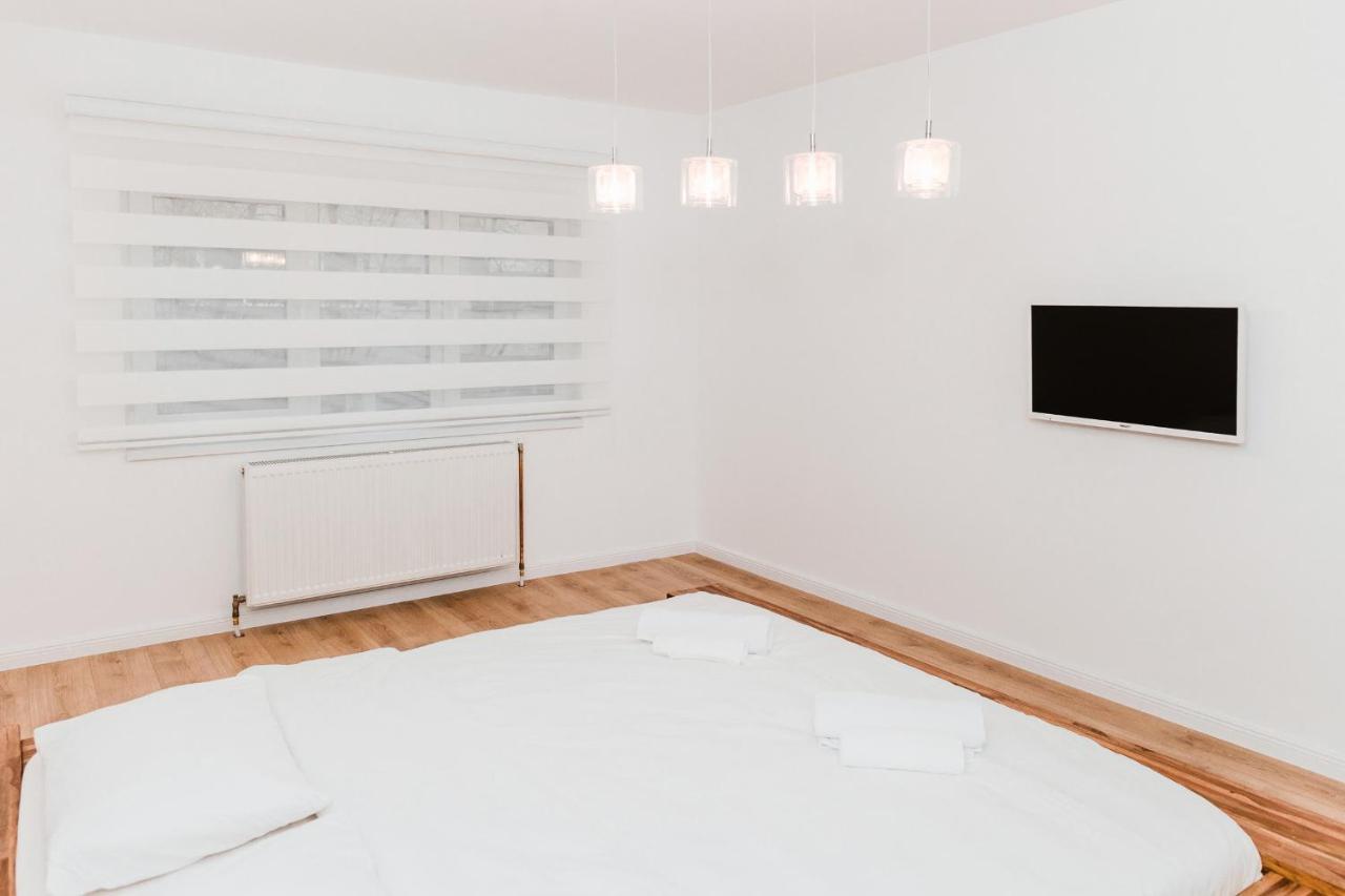 N&B Apartments Клуж-Напока Екстериор снимка