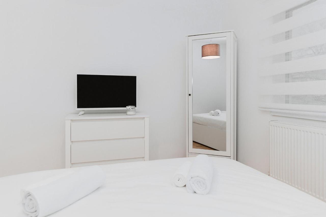 N&B Apartments Клуж-Напока Екстериор снимка
